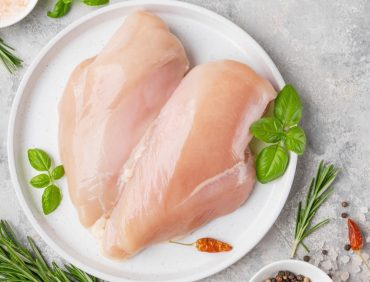 بررسی خواص تغذیه‌ای گوشت مرغ و تأثیر آن بر سلامت انسان